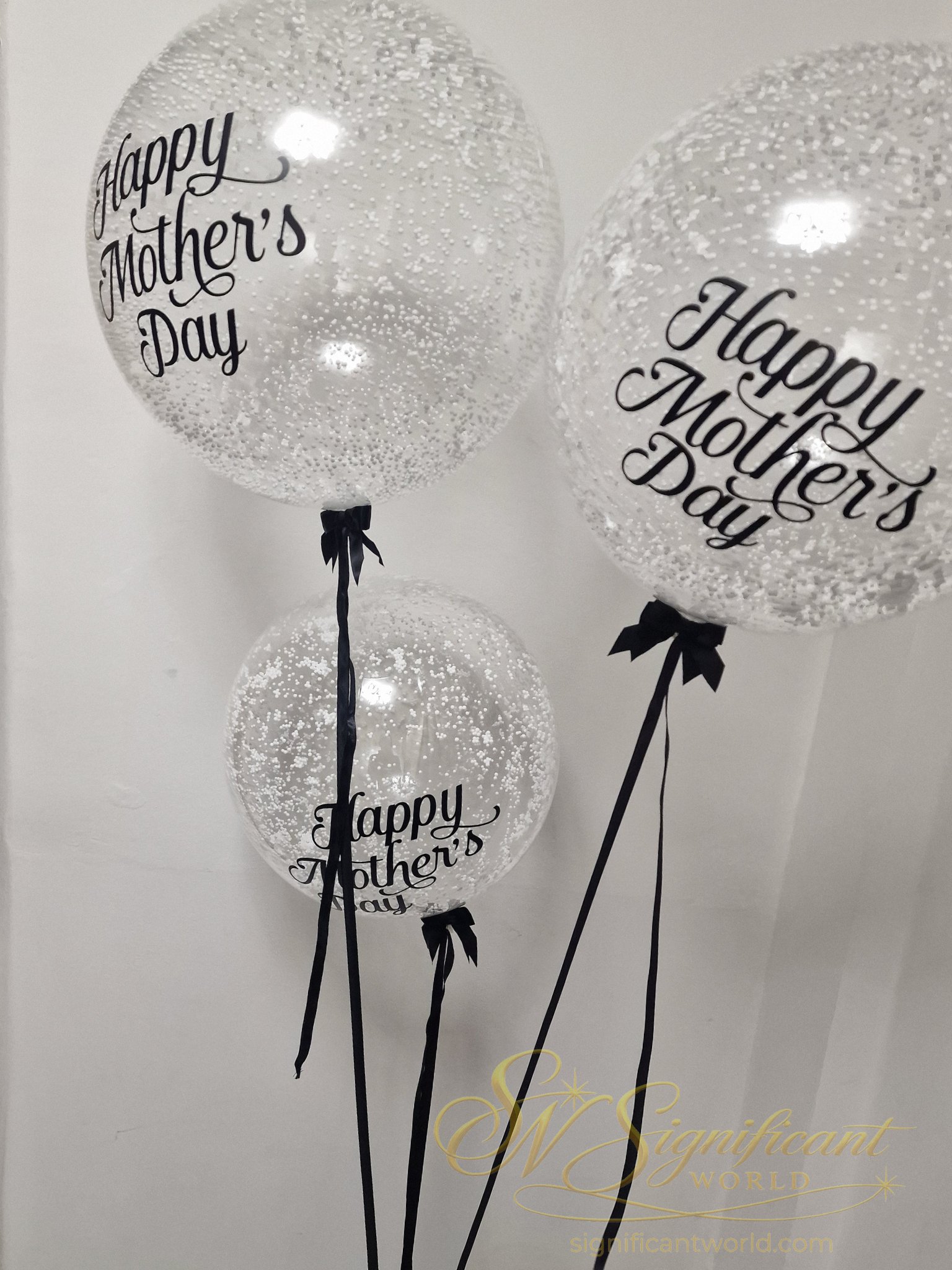 Handcrafted Mothers Day bubble balloon gift in blush and gold by Significant World Kettering